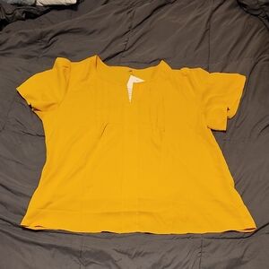 Women's Short Sleeve Split-Neck Blouse - 2xl